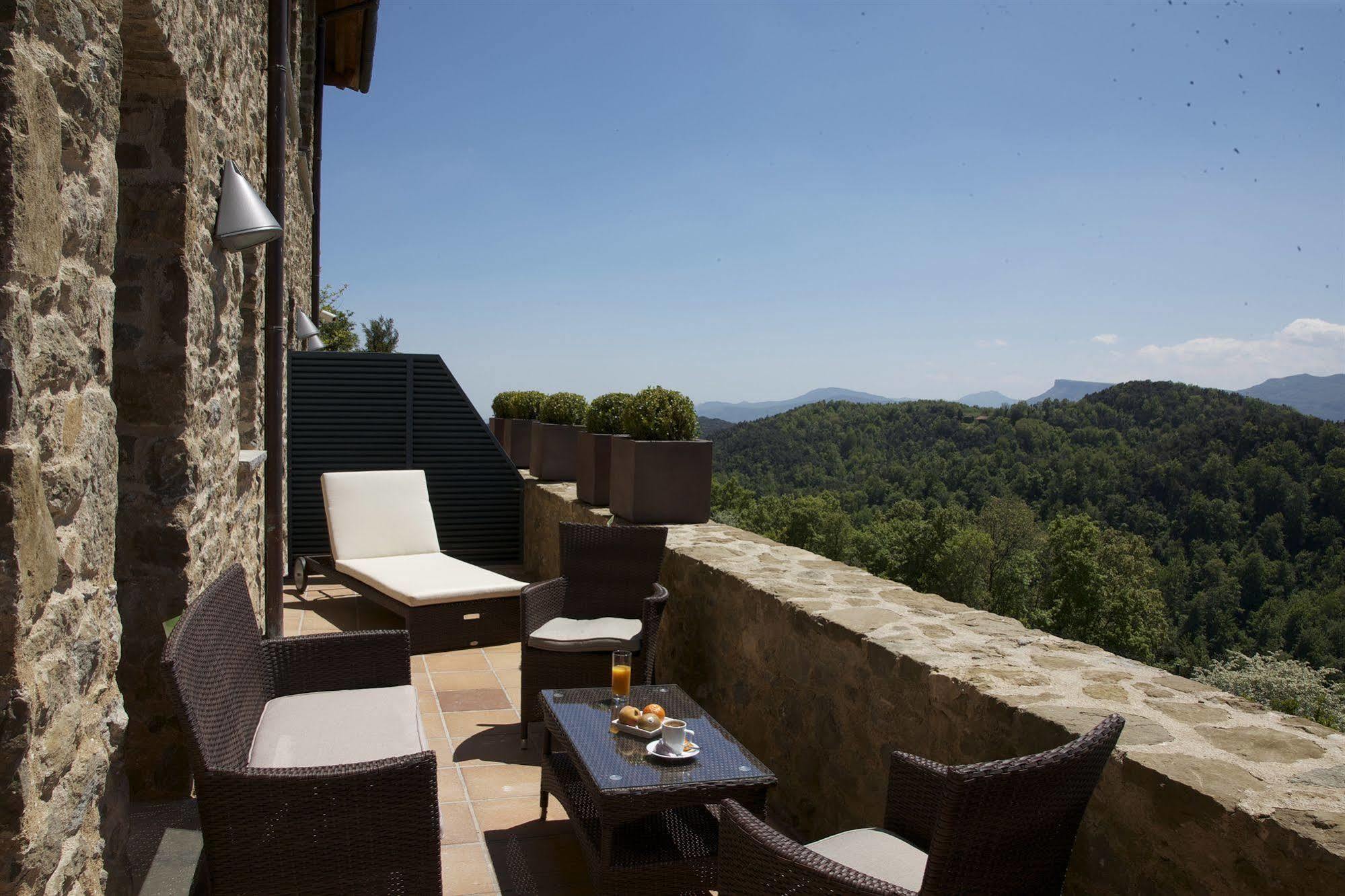 Hotel Restaurante El Ventos Sant Felíu de Pallarols المظهر الخارجي الصورة