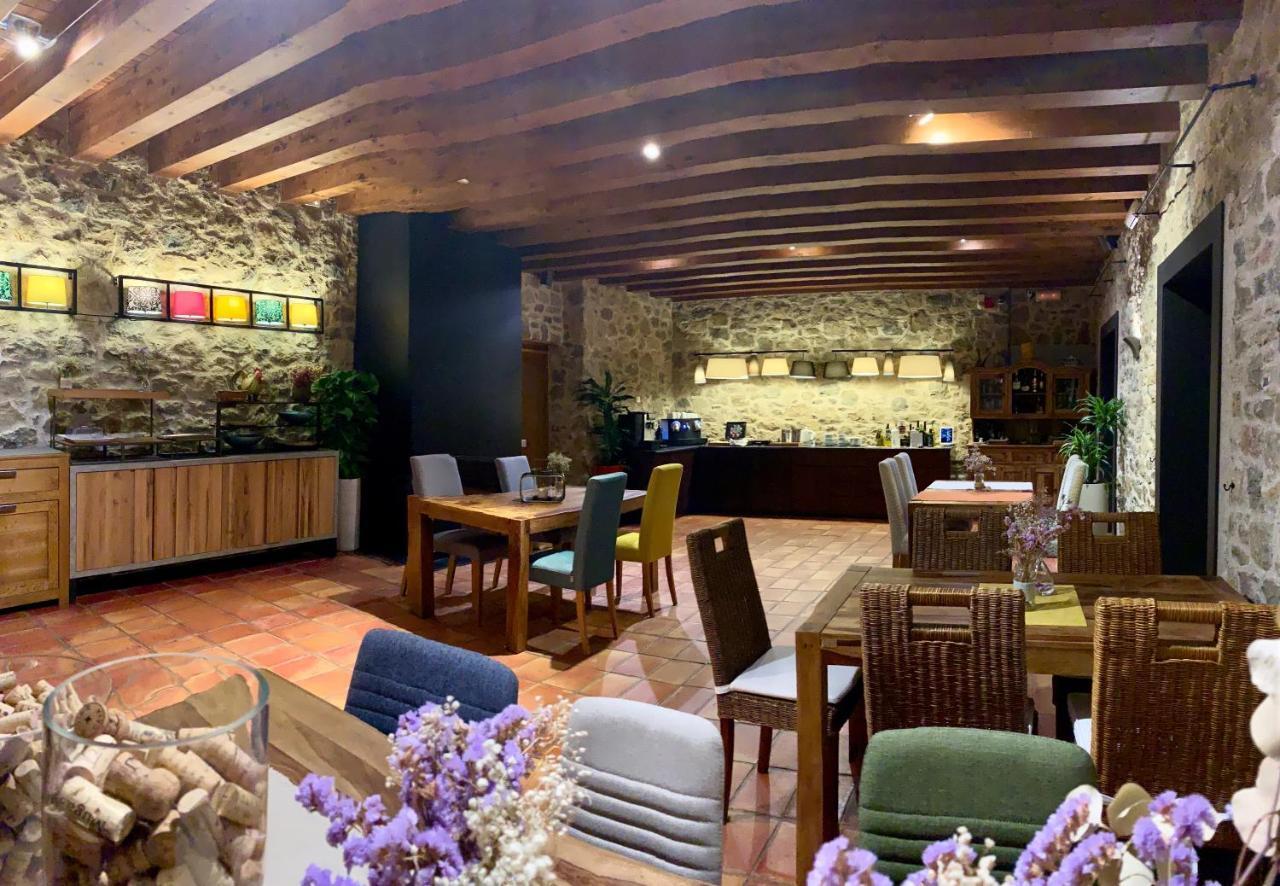 Hotel Restaurante El Ventos Sant Felíu de Pallarols المظهر الخارجي الصورة